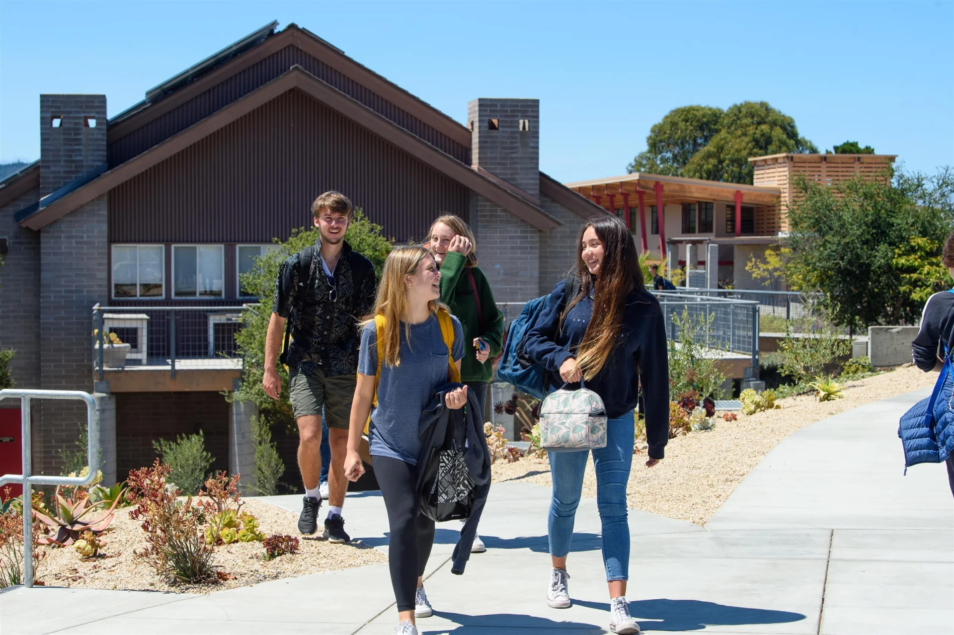 Orig Photo694620 6030299.webp